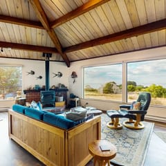 Seas the Day - Newly remodeled hexagon home with hot tub, dogs welcome