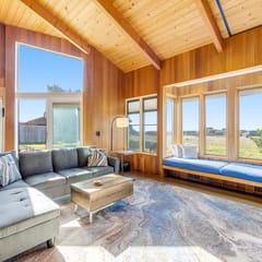Samson Getaway - Ocean-view meadow home with hot tub near Walk On Beach, dogs welcome