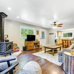 Orchard Near the River Escape - Forestville Dog-Friendly Wine Country Cottage with Deck