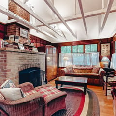 Clearheart Grove - Guerneville Dog-Friendly Redwood Cabin with Hot Tub & Fireplace