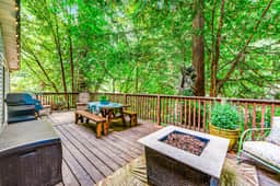 Creek House - Guerneville Dog-Friendly Redwood Retreat with Deck - Image 2