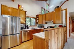 Sequoia Sunset - Forested home with fireplace & ev charger near Anchor Bay, dogs welcome - Image 4