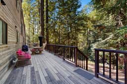 Sequoia Sunset - Forested home with fireplace & ev charger near Anchor Bay, dogs welcome - Image 2