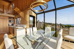 Breakers Retreat - Luxe retreat with ocean views, hot tub, & gourmet kitchen - steps from beach - Image 2