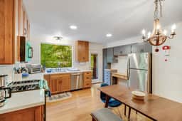 Caz Cabin 6 - Cazadero Idyllic Creekside Getaway- Cozy, Cute & Updated - Image 5