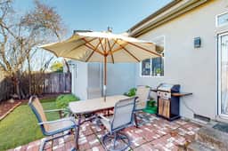 The Grape Escape - Dog-Friendly Santa Rosa Home near Wineries - Image 4