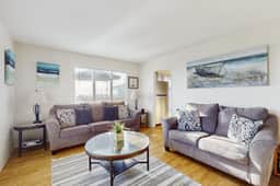 Coastal Dream - Bodega Bay Dog-Friendly Ocean-View Cottage with Hot Tub - Image 4