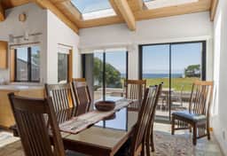 Blue Heron - Ocean-view home with private hot tub, EV charger & fireplace - Image 4