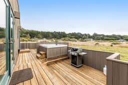 Ocean Sunset - Ocean-view home with private hot tub & grill, dogs welcome - Image 4