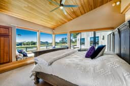 Da Yaya House - Coastal Luxury: Chef Kitchen, Ocean Views, Hot Tub - Image 5