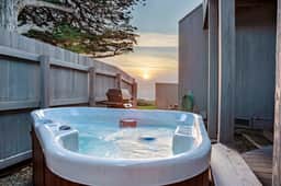 Casa Pelo Mar - Oceanfront retreat with private hot tub steps from Pebble Beach - Image 3