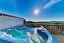 Fairview Grande - Bodega Bay Oceanview Home with Hot Tub & Sauna - Image 2