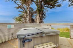 Stoney House - Blufftop home with private hot tub & ocean views, dogs welcome - Image 3