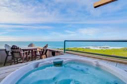 Compass Rose - Oceanfront estate with private hot tub & courtyard, dogs welcome - Image 3