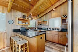 Stoney House - Blufftop home with private hot tub & ocean views, dogs welcome - Image 5