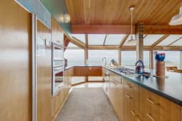 Compass Rose - Oceanfront estate with private hot tub & courtyard, dogs welcome - Image 4