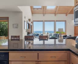 Nowell House - Stunning Oceanfront Sea Ranch home in West Meadow, private hot tub & 3-ensuite bedrooms - Image 4