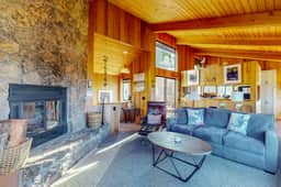 Prentiss Retreat - Dog-Friendly Sea Ranch Home Near Playground & Beach - Image 5