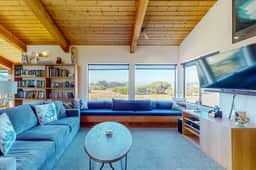 Prentiss Retreat - Dog-Friendly Sea Ranch Home Near Playground & Beach - Image 2