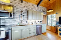 Eagle's Landing - Main House - Updated home with ocean views, private hot tub, fire table, outdoor kitchen - Image 5