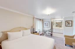 Napa Silverado Resort Studio near Pool with EV Charger - Image 4