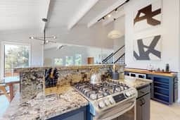 The Great Escape - Luxe Sea Ranch home with hot tub, ocean view & yoga space - Image 4