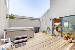 Double R - Sea Ranch blufftop home with private hot tub & EV charger - Image 2