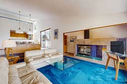 Green Vale Getaway - Don Jacobs-designed home with private hot tub near Shell Beach - Image 5