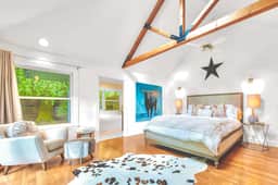 Zegarra Estate - 6-acre Sonoma wine country compound, sleeps 14 across two homes - Image 5