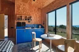 Wild Meadow - Ocean-view meadow studio near Shell Beach - Image 2