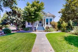 Magnolia Ranch Vineyards - Healdsburg Victorian Cottage on Vineyard Estate - Image 2
