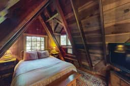 Dreamcatcher Cottage - Cazadero Dog-Friendly Cottage for Two with Hot Tub - Image 5