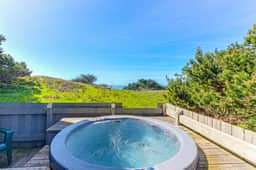 Gewing House - Sea Ranch home with private hot tub near Pebble Beach - Image 3