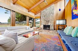 Anam Cara - Distant ocean-view home with hot tub near Walk On Beach, dogs welcome - Image 4