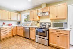 Kenwood Retreat - Kenwood Home with Bocce Court, Dog Friendly - Image 4