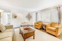 Kenwood Retreat - Kenwood Home with Bocce Court, Dog Friendly - Image 3