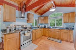 Hacienda - Russian River Forest Retreat with Unique Studio - Image 4