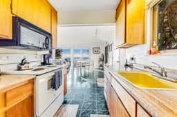 Cove House - Gualala cottage with private hot tub & ocean views near the bluffs - Image 4