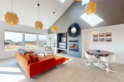 Blue Mermaid - Ocean-view home with hot tub near Walk On Beach, dogs welcome - Image 2