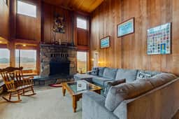 Norman House - Sea Ranch home with private hot tub near beach & playground - Image 2