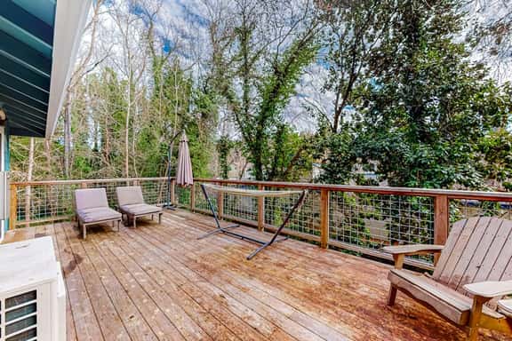 Old River Hideaway - Guerneville Dog-Friendly Forest Hideaway near Downtown - Image 1
