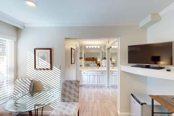 Silverado Resort and Spa - Freshly Updated Studio with Private Fenced Patio - Image 1