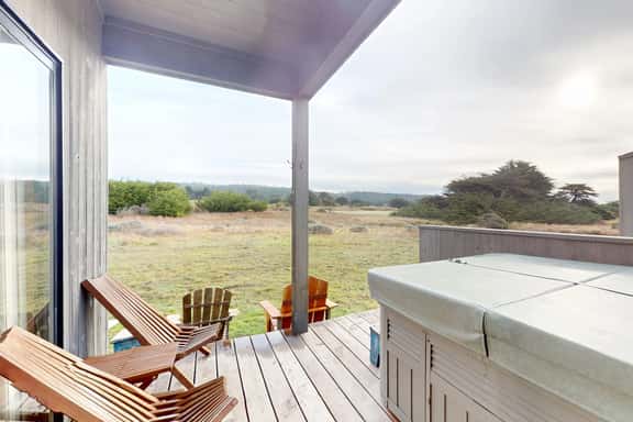 Whispering Wave - Dog-friendly home with ocean & golf views - Image 1