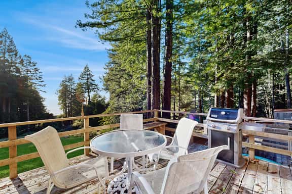 Schooner - Binker Barn retreat with private hot tub, dogs welcome - Image 1