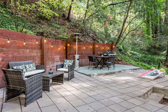 Canyon House - Guerneville Redwood Canyon Retreat with Patio & Grill - Image 1