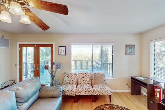 Highland Oasis - Cloverdale Hillside Lodge on 7 Wooded Acres - Image 1