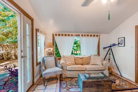 Vineyard Cottage - Guerneville Dog-Friendly Redwood Retreat with Wood Stove - Image 1