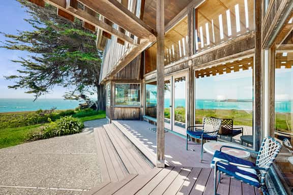 Curtis-Moulton Retreat - Oceanfront home with fireplace near Black Point Beach, dogs welcome - Image 1