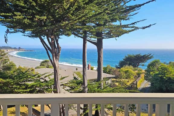 Eagle's Landing - Main House - Updated home with ocean views, private hot tub, fire table, outdoor kitchen - Image 1