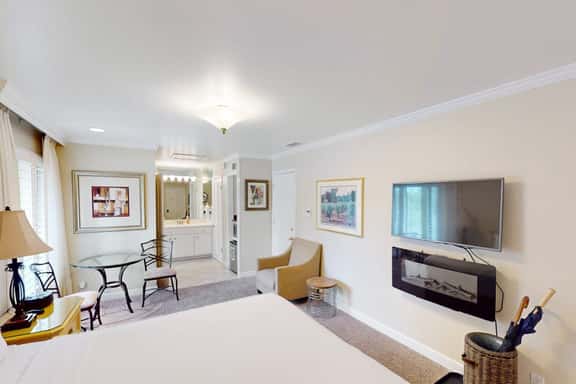 Napa Silverado Resort Studio near Pool with EV Charger - Image 1